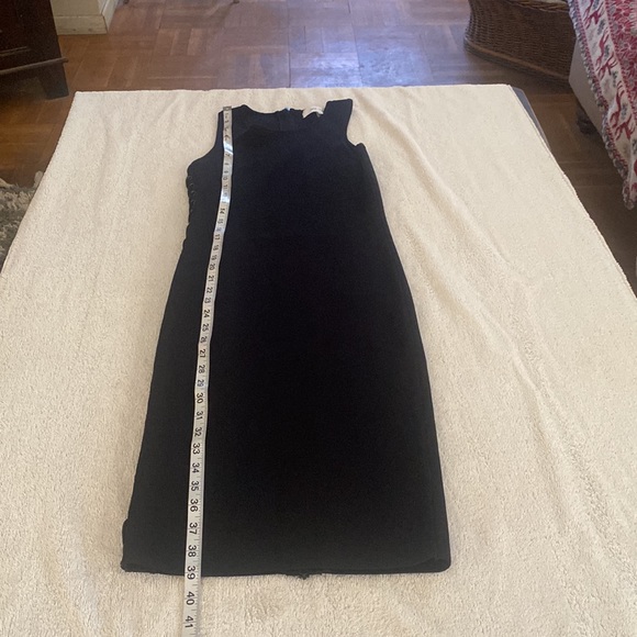 John + Jenn from Bloomingdale’s gorgeous dress laced up on one side. Stunning - Picture 12 of 15